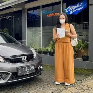 Customer Sewa Mobil dan Bus di Signal Holiday Jogja 4 Customer Sewa Mobil dan Bus di Signal Holiday Jogja 4